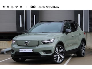 Volvo XC40 Recharge Plus 70 kWh | 20'' Lichtmetalen velgen | Stoelverwarming | Parkeercamera | Parkeersensoren voor + achter | 4 seizoenenbanden | Privacy Glass | Google infotainment