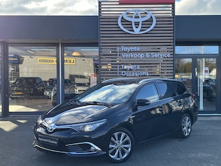 Toyota Auris Touring Sports Hybrid Executive Edition | Panoramdak | All Seasons