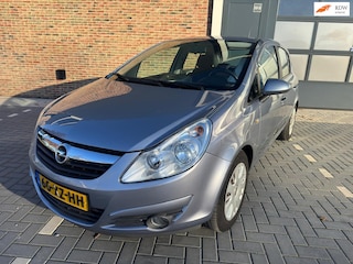Opel Corsa 1.4-16V Enjoy | Automaat