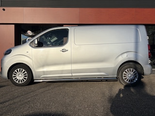 Toyota Proace 2.0 D-4D Professional | TREKHAAK | SIDEBARS | NAV | 2.500kg TREKGEWICHT
