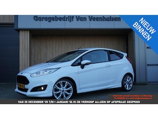 Ford Fiesta 1.0 125pk 3Drs EcoBoost Sport Sportstoelen H-Leder 17inch LM Grote Spoiler Keyless *Distributieriem v.v.* NL Auto!