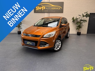 Ford Kuga 1.5 Titanium | Trekhaak | All-season banden | Metallic