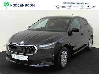 Skoda Fabia 1.0 TSI Ambition | Cruise control | CarPlay | Bluetooth | Lane- en frontassist | Parkeersensoren achter | Airco |