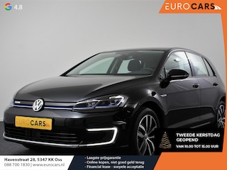 Volkswagen Golf Edtion | Navigatie | Apple Carplay/Android auto | Bluetooth | Adaptieve Cruise Control | Lichtmetalen Velgen 17" | Parkeer sensoren