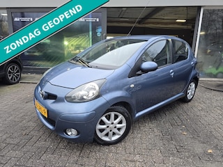 Toyota Aygo 1.0-12V Comfort | 2E EIGENAAR | 12MND GARANTIE | AIRCO | ELEC RAMEN | LMV
