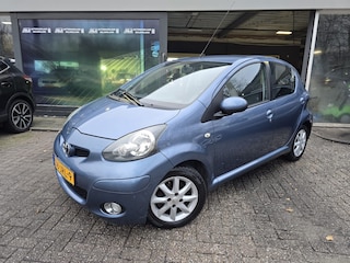 Toyota Aygo 1.0-12V Comfort | 2E EIGENAAR | 12MND GARANTIE | AIRCO | ELEC RAMEN | LMV