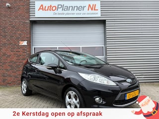 Ford Fiesta 1.25 Titanium! Airco! Cruise! PDC! Nieuwe APK!