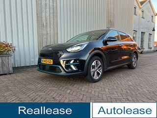 Kia Niro Executive Line, 3 fase, 64kWh, 204 Pk,  Warmtepomp, leder, SOH 98% JBL Navi Car play Kia dealer ondehouden