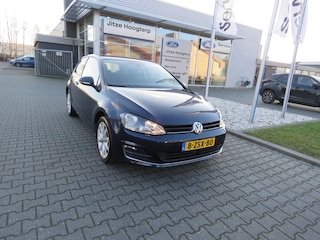 Volkswagen Golf 1.4 TSI Business Edition NAVI,ADAP CRUISE,AFN HAAK,CAMERA..ALS NIEUW..VW DEALER ONDERHOUDEN.