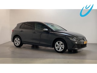 Volkswagen Golf 1.0 eTSI 110pk DSG Life Virtual Cockpit Navigatie Parkeersensoren