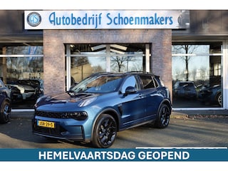 Lynk & Co 01 1.5 261PK! BLACKLINE! + 6.6Kwh LADEN! 360-CAMERA STOELVERW. PANO/SCHUIF MEMORY INFINITY DAB NAVI CARPLAY ELEK.ACHTERKLEP 20"LMV