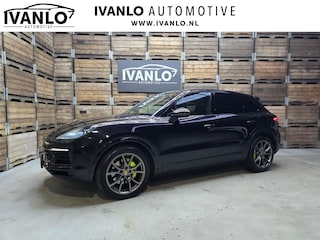 Porsche Cayenne 3.0 E-Hybrid PANO Luchtvering Sport Chrono pakket BOSE Softclose 21''LM