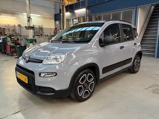 Fiat Panda 1.0 70pk Hybrid City Life | U- connect carplay | Bluetooth | Airco | Elektr. ramen | Al season banden | NAP | Rijklaar prijs!