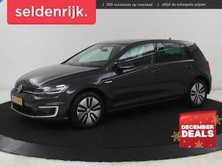 Volkswagen Golf | Adaptive cruise control | Stoelverwarming | Volleder | Climate control | Active info | Camera | Carplay | Adaptive cruise control | Lane assist