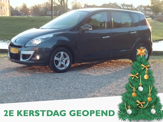 Renault Scénic 1.4 TCe Bose - Airco - Glasdak - Navi - 6 Bak Tweede kerstdag open van 10:00- tot 15:00 uur