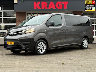 Toyota Proace 1.5 D-4D Navigator Long 9 PERSOONS/ PRIJS is inclusief BTW&BPM, Panoramadak, navigatiesysteem, trekhaak