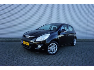 Hyundai i20 1.2i Plus Climate / Elektr. ramen / NAP