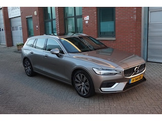 Volvo V60 2.0 T6 Twin Engine AWD Inscription Pano, Massage HUD