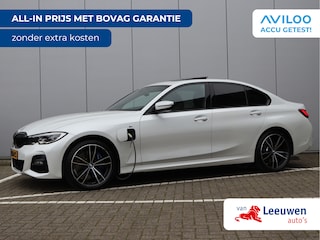 BMW 330e M-sport | Schuifdak | Leder | Laser | Keyless | ACC | Org. NL