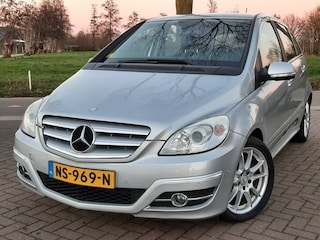 Mercedes-Benz B180 Automaat  Airco Bluetooth