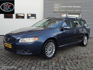 Volvo V70 2.5T 5-cil H6 Momentum Volleder PDC Navi Trekhaak