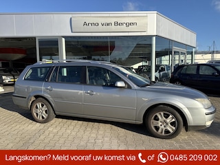 Ford Mondeo Wagon 2.0-16V Futura, AUTOMAAT, climatronic, cruisecontrol, half leder, trekhaak, rijdt perfect !