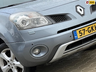 Renault Koleos 2.5 Dynamique Luxe - Gris Acier - Fijne hoogzitter Petit L'argent