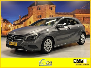 Mercedes-Benz A-klasse 180 Ambition Xenon Navigatie PDC