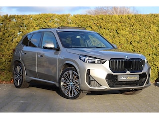 BMW iX1 xDrive30 M Sport Launch Edition 67 kWh Carplay|H&K|Hud|Panodak|Leder|A.Cruise|E. Trhk|360 camera|Memory seats