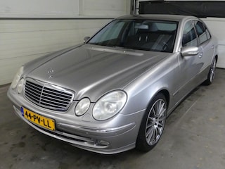 Mercedes-Benz E-klasse 200 K. Avantg - Automaat - Mooie auto!