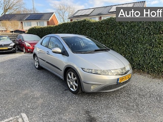 Honda Civic 1.8 Sport | Autom. Airco | Cruise Control | Elekt. Ramen | LMV | Dealer onderhouden! | APK tot 20-09-2026!