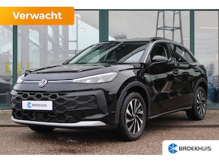 Volkswagen T-Roc Life First Edition | 'App-Connect' draadloze smartphone integratie | Automatische afstandsregeling (Adaptive Cruise Control) | Buitenspiegels elektrisch instel-, verwarm- en inklapbaar
