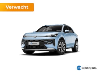 Volkswagen T-Roc Life First Edition | 'App-Connect' draadloze smartphone integratie | Automatische afstandsregeling (Adaptive Cruise Control) | Buitenspiegels elektrisch instel-, verwarm- en inklapbaar