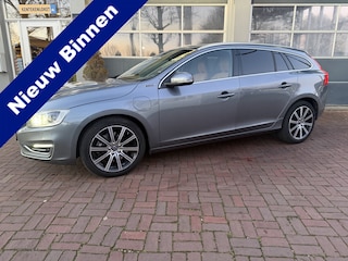 Volvo V60 2.4 D6 Twin Engine R-Design Plug Hybride 2015 Leer,Trekhaak,Pdc ,Camera,Navi