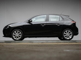 Opel Corsa 1.2 Edition Sport (APPLE CARPLAY,CRUISE,PDC,LANE ASSIST,LED,ELEKTRISCH PAKKET,SPORTSTOELEN,LM VELGEN,NETTE STAAT)