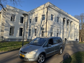 Ford Galaxy 2.0-16V Titanium Limited