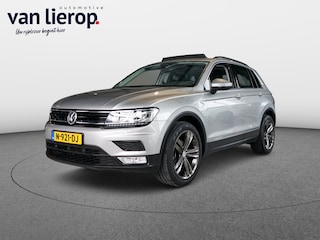 Volkswagen Tiguan 1.4 TSI ACT Highline PANO | TREKHAAK | LED