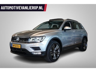 Volkswagen Tiguan 1.4 TSI ACT Highline PANO | TREKHAAK | LED