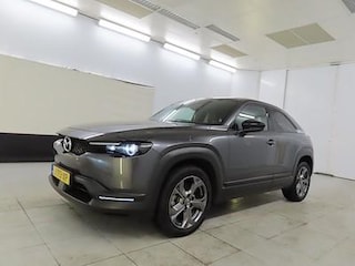 Mazda MX-30 E-SKYACTIV 145 FIRST EDITION 36 KWH I APPLE CARPLAY I P-CAMERA I CLIMATE CONTROL I NAVIGATIE
