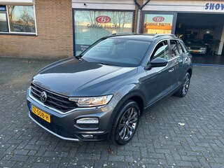 Volkswagen T-Roc 1.0 TSI STYLE Nederlandse auto inclusief garantie!