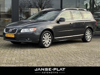 Volvo V70 1.6 T4 Limited Edition Schuifdak | Xenon | Leder |