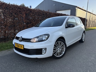 Volkswagen Golf 1.2 TSI / AIRCO / STOELVERWARMING / GTI LOOK / CRUISE