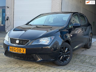 Seat Ibiza 1.2 TSI Style/5drs/1e EIG/ dealeronderhouden/ 1jaar apk/ volle optie/ zeer nette auto.