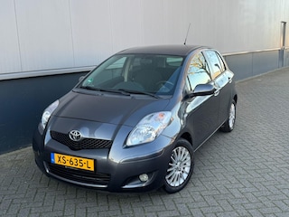 Toyota Yaris 1.3 VVTi Aspiration AUTOMAAT Airco NAPK Cruise