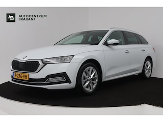 Skoda Octavia Combi 1.0 e-TSI Business Edition Plus Automaat (NAVIGATIE, TREKHAAK, STOELVERWARMING, CARPLAY, GOED ONDERHOUDEN)