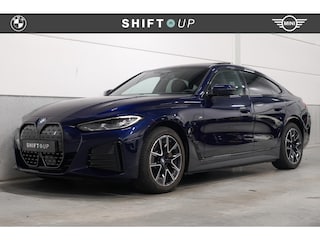 BMW i4 eDrive40 84 kWh M-Sport | Schuifdak | CoPilot | Elektr. Trekhaak