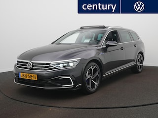 Volkswagen Passat Variant 1.4 TSI PHEV GTE Business / Panodak / Virtual / HUD / Elek. Trekhaak