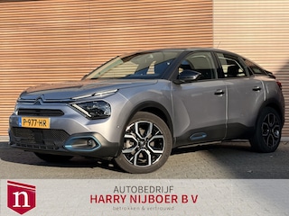 Citroën C4 Feel 50 kWh Navigatie / Stuurverwarming / Adapt. Cruise