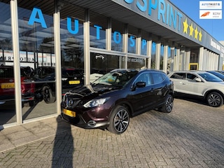 Nissan Qashqai 1.2 Tekna + / PANORAMADAK / NAVIGATIE / LEDER