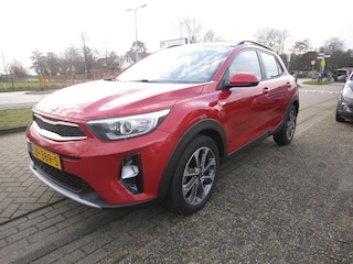 Kia Stonic 1.0 T-GDi DynamicLine navi camera